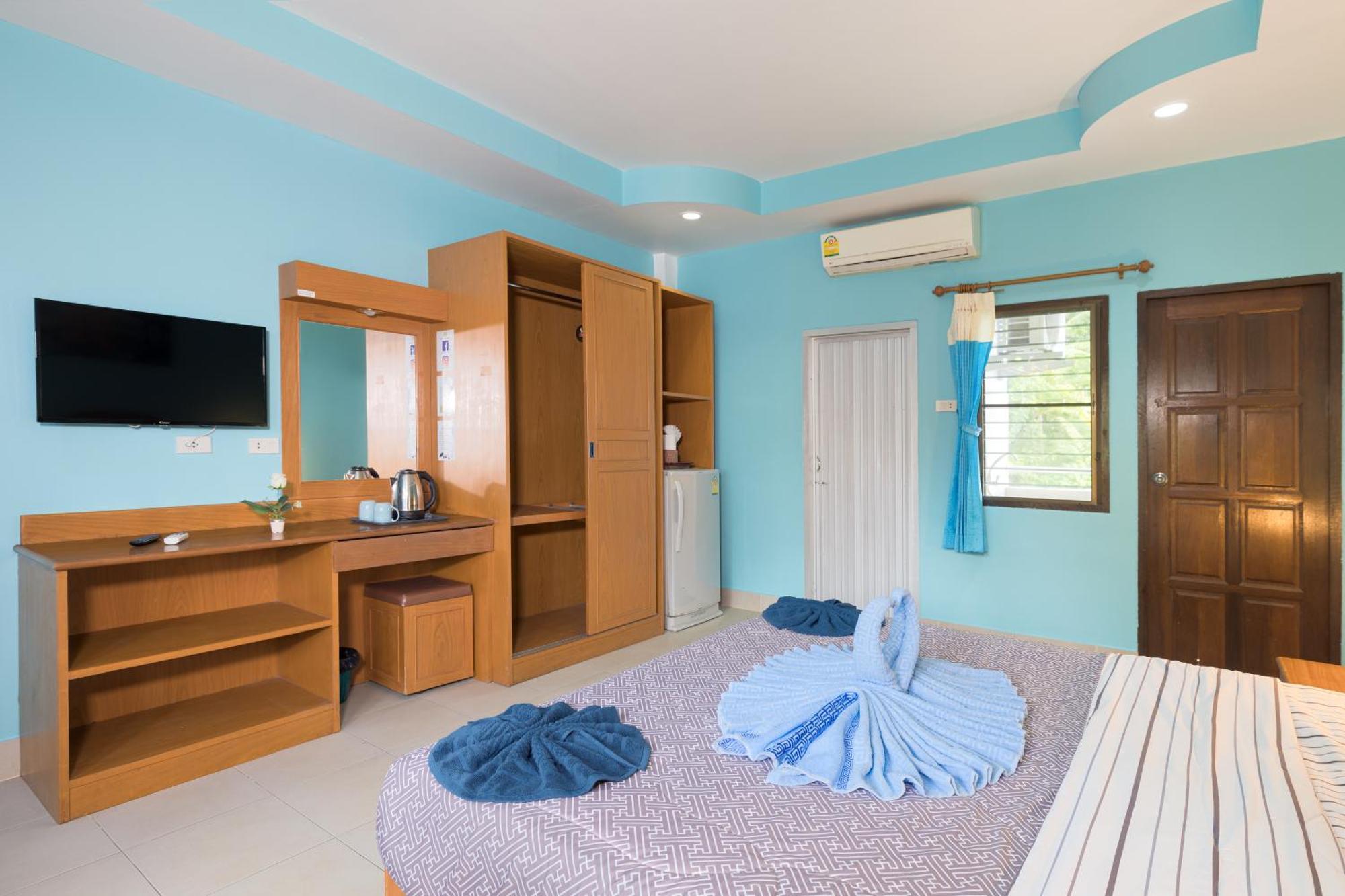 Grand View Hotell Patong Exteriör bild