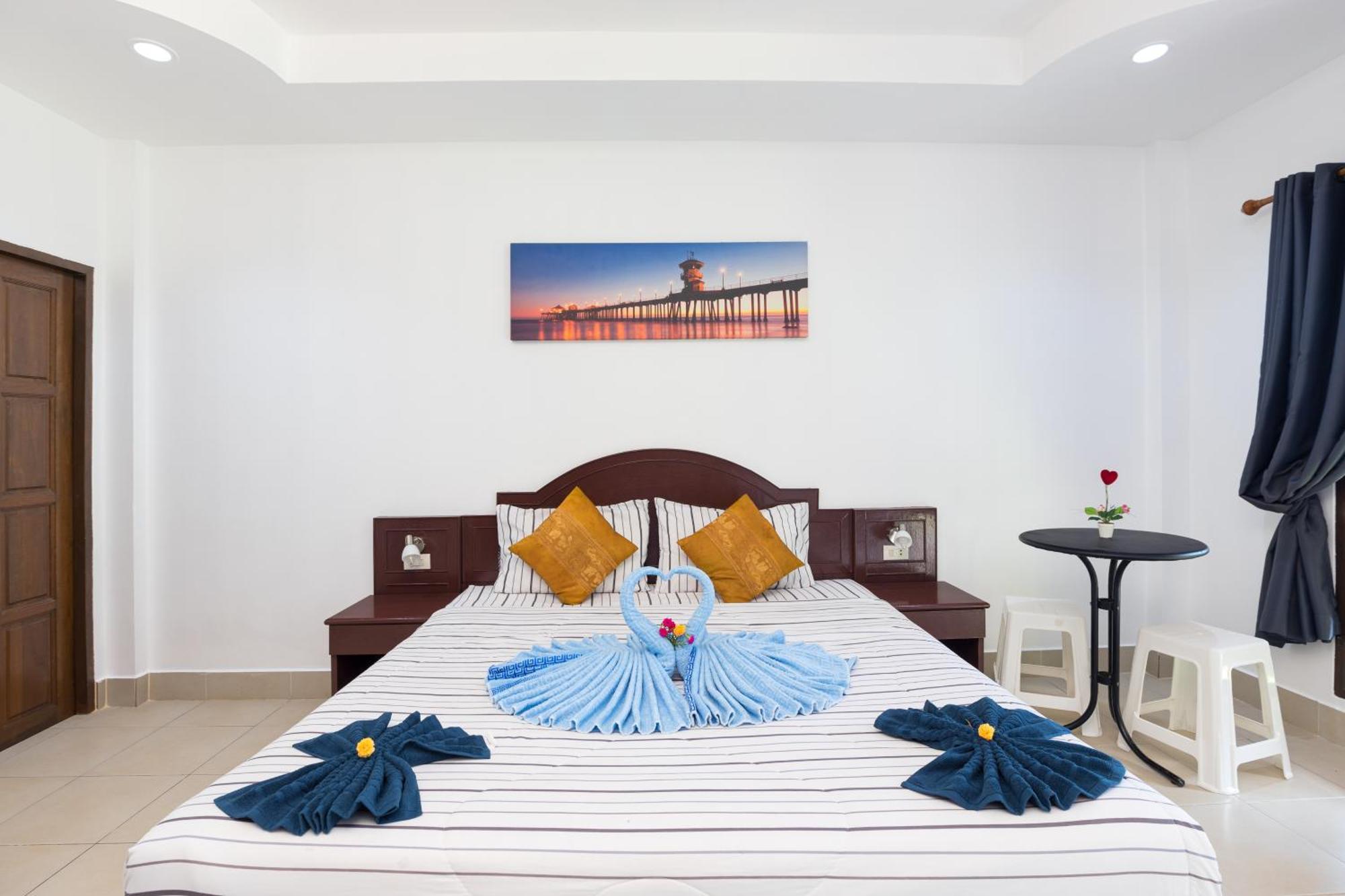 Grand View Hotell Patong Exteriör bild