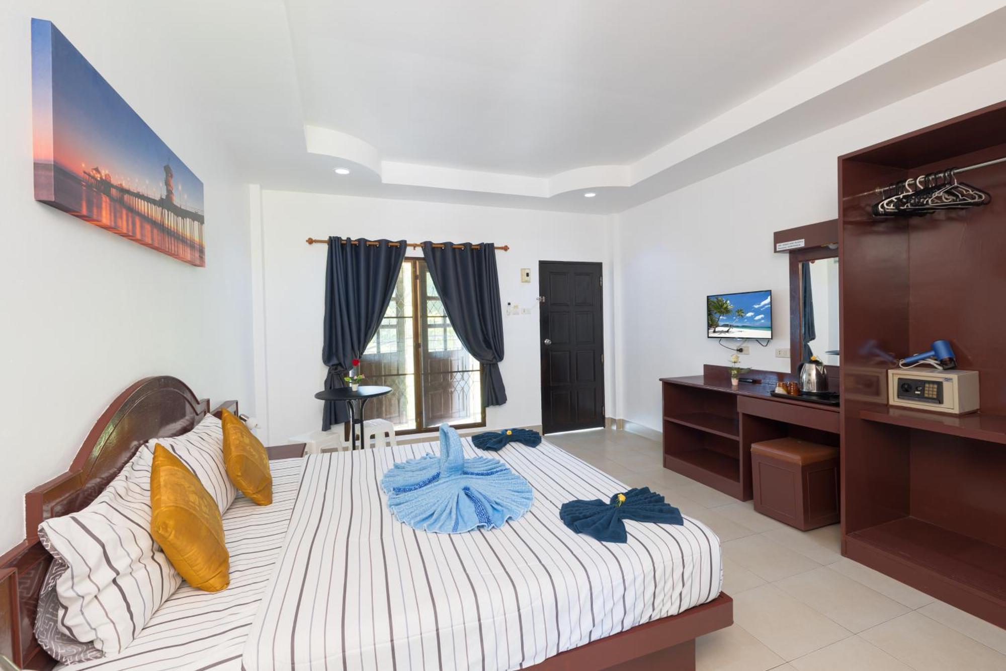 Grand View Hotell Patong Exteriör bild