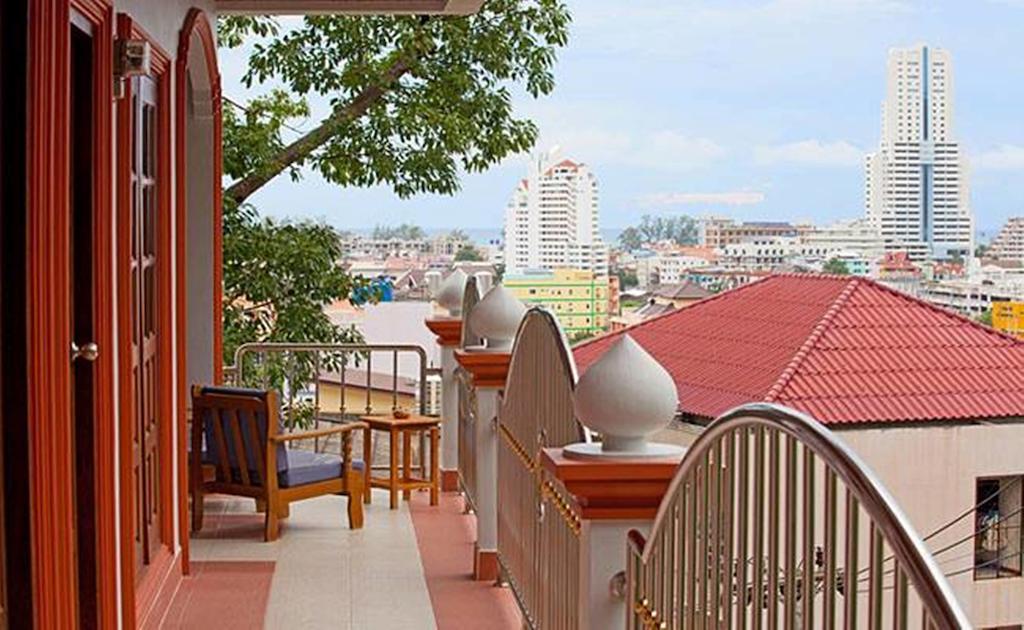 Grand View Hotell Patong Exteriör bild